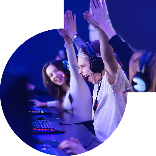 澳亚国际独家双向驱动技术<br>让电竞玩家尽情享受极致高速快感